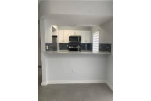 103 Riviera Cir, Weston, FL 33326 Sold 02/01/26