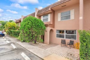 29 Laredo Pl 29, Davie, FL 33324 - MLS#F10524710