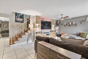 29 Laredo Pl 29, Davie, FL 33324 - MLS#F10524710