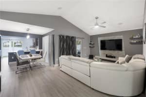 910 SW 99th Ave, Pembroke Pines, FL 33025 Sold 10/14/25