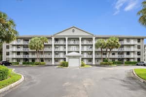 1502 Whitehall Dr 201, Davie, FL 33324 - MLS#F10524724
