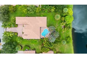 12825 Stonebrook Dr, Davie, FL 33330 Sold 11/07/25