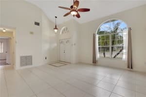12121 NW 34th St, Sunrise, FL 33323 - MLS#F10524731