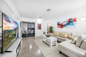 1420 Miami Rd C, Fort Lauderdale, FL 33316 - MLS#F10524737