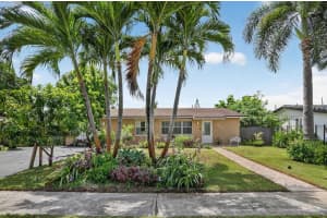 4818 Sw 11th Ct, Plantation