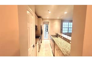 2720 NE 9th Ave, Wilton Manors, FL 33334 - MLS#F10524740