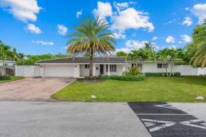 2633 NE 34th St, Fort Lauderdale, FL 33306 - MLS#F10524754
