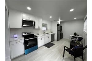 2130 SW 23rd Ter, Fort Lauderdale, FL 33312 - MLS#F10524783
