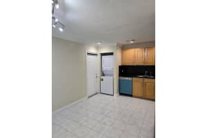 1749 NW 6th Ave 2, Fort Lauderdale, FL 33311 - MLS#F10524807