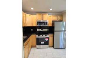 1749 NW 6th Ave 2, Fort Lauderdale, FL 33311 - MLS#F10524807