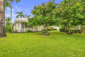 240 El Dorado Pkwy, Plantation, FL 33317 Sold 10/10/25