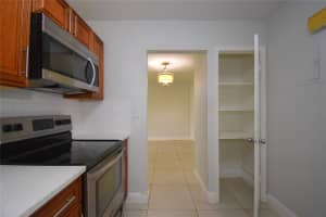 9 NE 19th Ct 119c, Wilton Manors, FL 33305 - MLS#F10524822