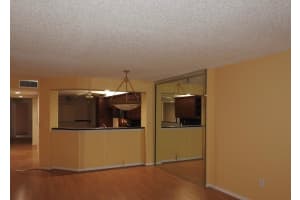 7641 Granville Dr 209, Fort Lauderdale, FL 33321 Sold 12/28/25