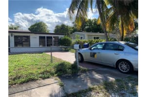 2206 SW 5th St, Fort Lauderdale, FL 33312 - MLS#F10524832