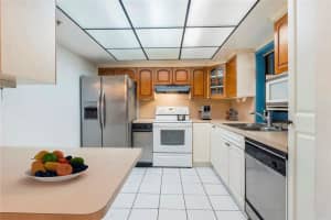 4801 17th Court, Lauderhill, FL 33313 - MLS#F10524834