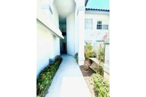 11698 Briarwood Cir 1, Boynton Beach, FL 33437 - MLS#F10524868