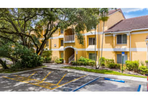 2350 Nw 33rd St 803, Oakland Park