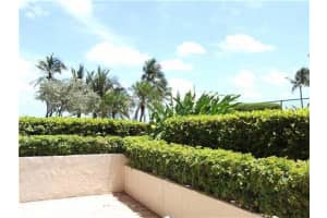 4900 N OCEAN BL 305, Lauderdale By The Sea, FL 33308 - MLS#F10524872