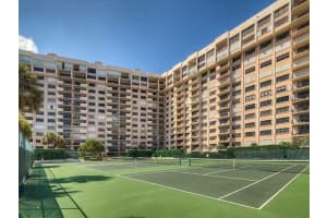 4900 N OCEAN BL 305, Lauderdale By The Sea, FL 33308 - MLS#F10524872