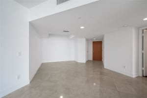 21055 NE 37th Ave 2703, Aventura, FL 33180 Sold 10/08/25