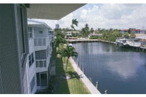 460 Paradise Isle Boulevard, Hallandale Beach, FL 33009 - MLS#F10524880