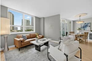 350 SE 2nd St 1030, Fort Lauderdale, FL 33301 - MLS#F10524883