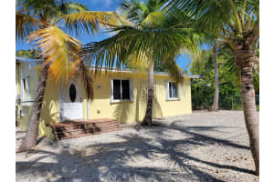135 PEACE AVENUE, Tavernier, FL 33070 - MLS#F10524892
