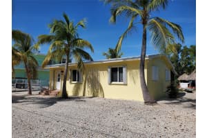135 PEACE AVENUE, Tavernier, FL 33070 - MLS#F10524892