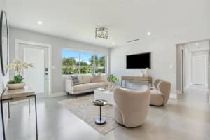 324 NE 28th St, Wilton Manors, FL 33334 - MLS#F10524906