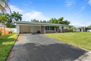 5341 Sw 1st St, Plantation
