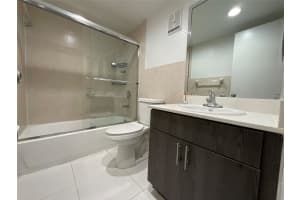 18335 NW 68 Ave 255-618, Hialeah, FL 33015 - MLS#F10524950