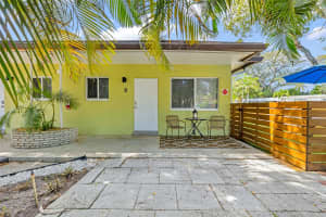 2007 NE 3rd Ave 8, Wilton Manors, FL 33305 - MLS#F10524971