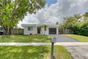 8003 NW 67th Ave, Tamarac, FL 33321 Sold 11/26/25