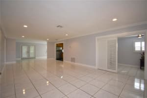 8605 SW 19th St, North Lauderdale, FL 33068 - MLS#F10524978