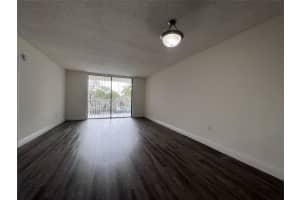18335 NW 68 Ave 255-525, Hialeah, FL 33015 - MLS#F10524993