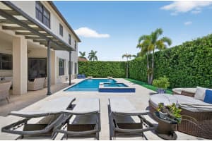 8284 NW 30TH ST, Cooper City, FL 33024 Sold 11/04/25