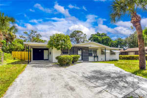 914 SE 9th St, Stuart, FL 34994 - MLS#F10525013