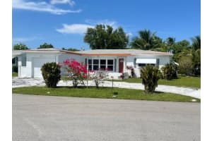 4220 Nw 51st Ave, Lauderdale Lakes