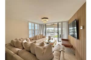 8 Royal Palm Way 501, Boca Raton
