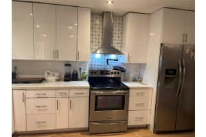 564 NW 113th Ter, Coral Springs, FL 33071 Sold 10/30/25