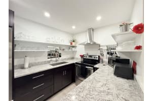 2009 Islewood D 2009, Deerfield Beach, FL 33442 Sold 10/30/25