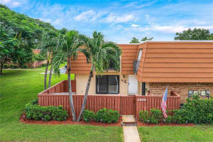 2906 Waterford Dr, Deerfield Beach, FL 33442 - MLS#F10525077