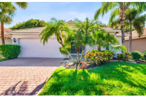 6668 Rienzo St, Lake Worth, FL 33467 - MLS#F10525085