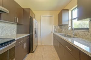 5720 SW 26th St, West Park, FL 33023 - MLS#F10525090