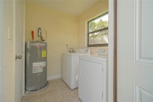 5720 SW 26th St, West Park, FL 33023 - MLS#F10525090