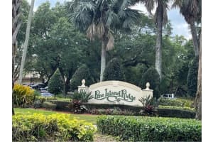 9230 Lagoon Pl 408, Davie