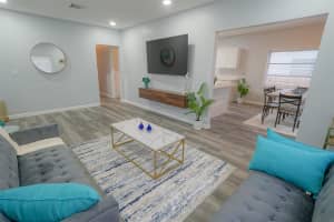 1102 Sunset Rd, West Palm Beach, FL 33401 - MLS#F10525114
