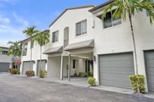 121 SE 7th Ave 121, Pompano Beach, FL 33060 Sold 10/17/25