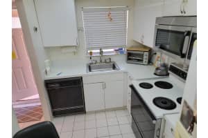 8950 Sunrise Lakes Blvd 112, Sunrise, FL 33322 - MLS#F10525165