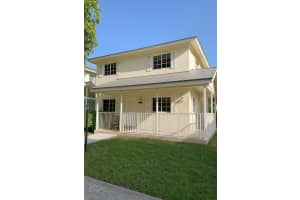 400 NW 19th Ter, Miami, FL 33136 - MLS#F10525166